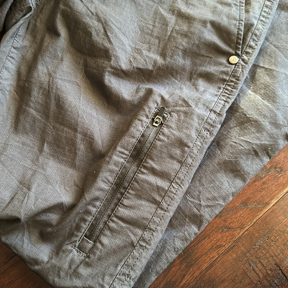 Vuori Ripstop Cargo Pants Charcoal Grey XS - Picture 11 of 11